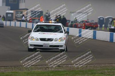 media/Jan-18-2026-CalClub SCCA (Sun) [[8bc6468723]]/Group 3 Race/Turn 1/
